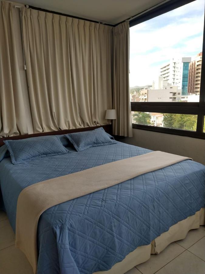 Hotel Hurlingham Вила Карлос Пас Екстериор снимка