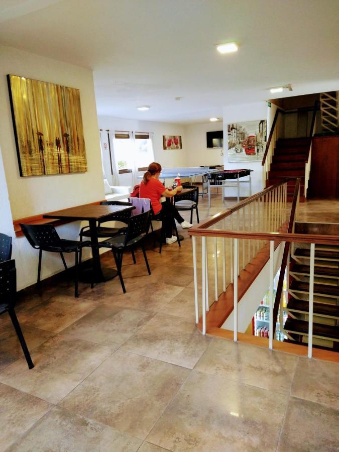 Hotel Hurlingham Вила Карлос Пас Екстериор снимка