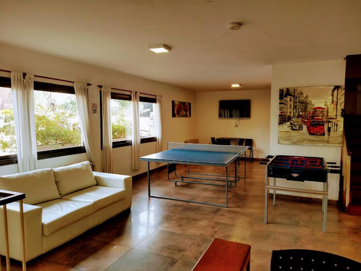 Hotel Hurlingham Вила Карлос Пас Екстериор снимка