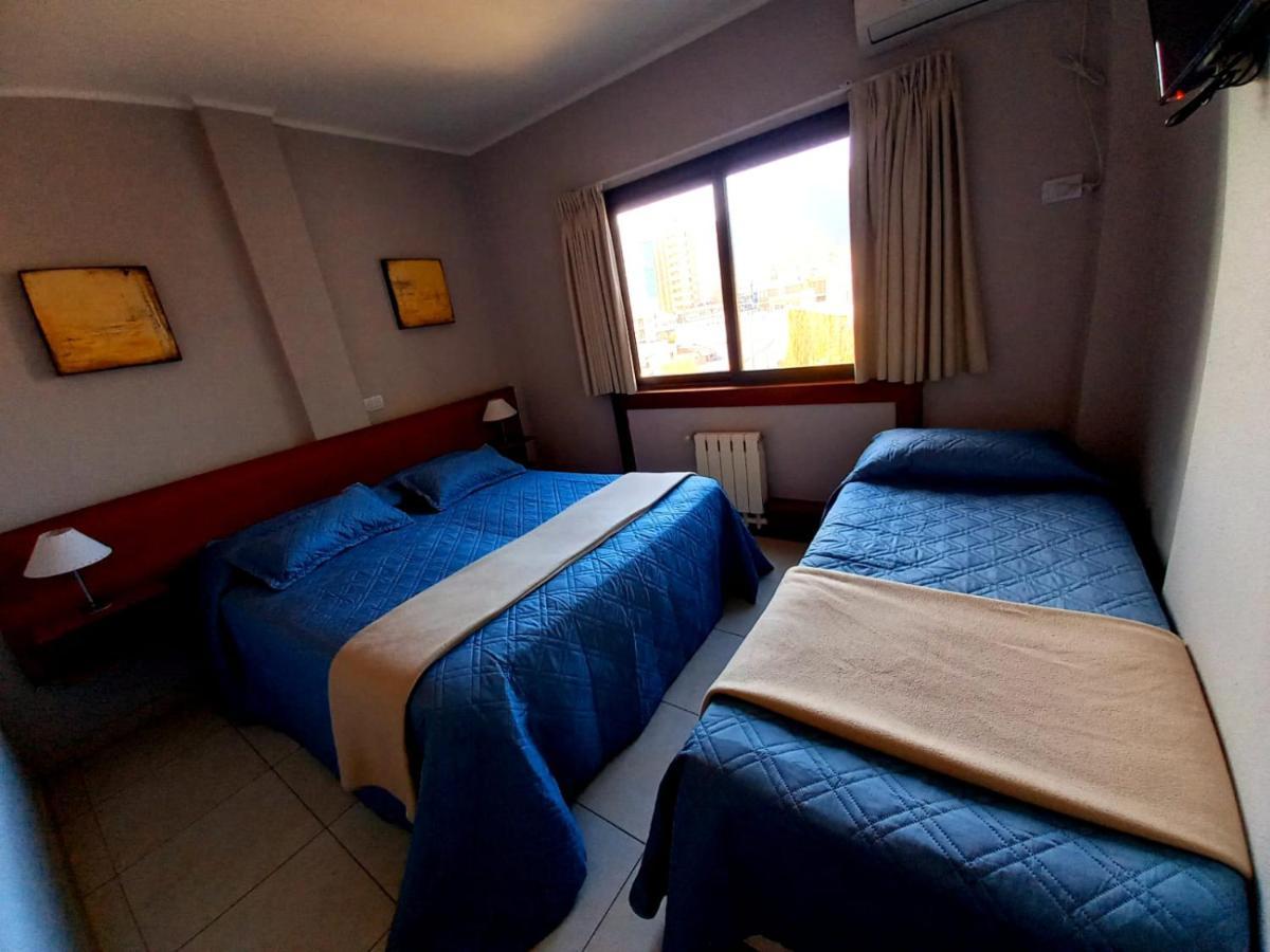 Hotel Hurlingham Вила Карлос Пас Екстериор снимка