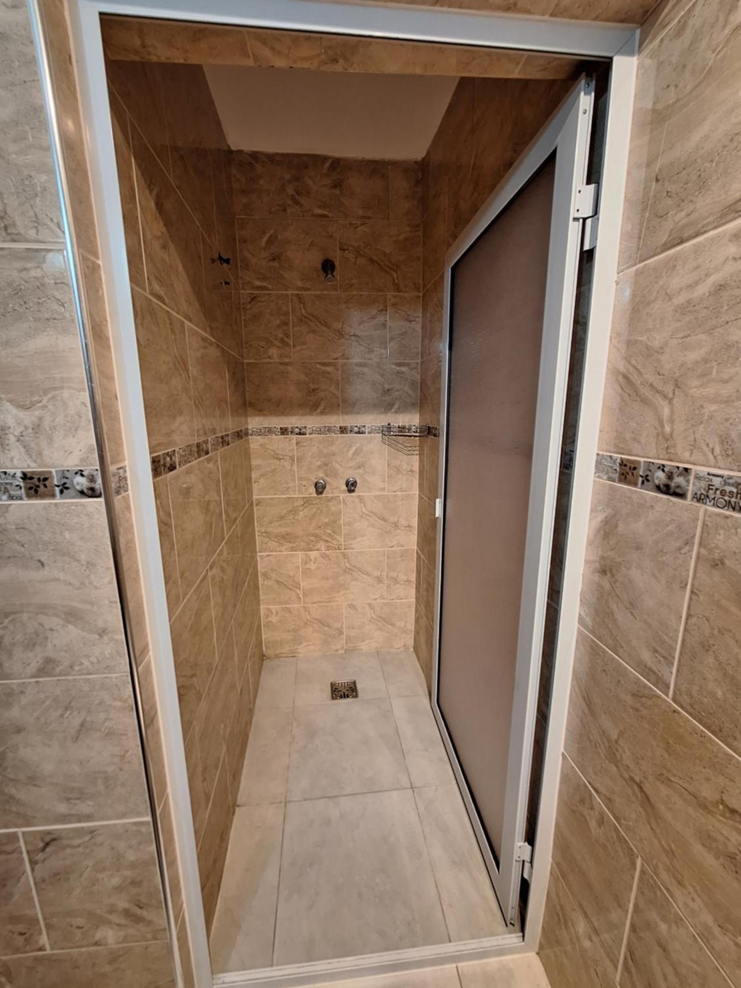Hotel Hurlingham Вила Карлос Пас Екстериор снимка