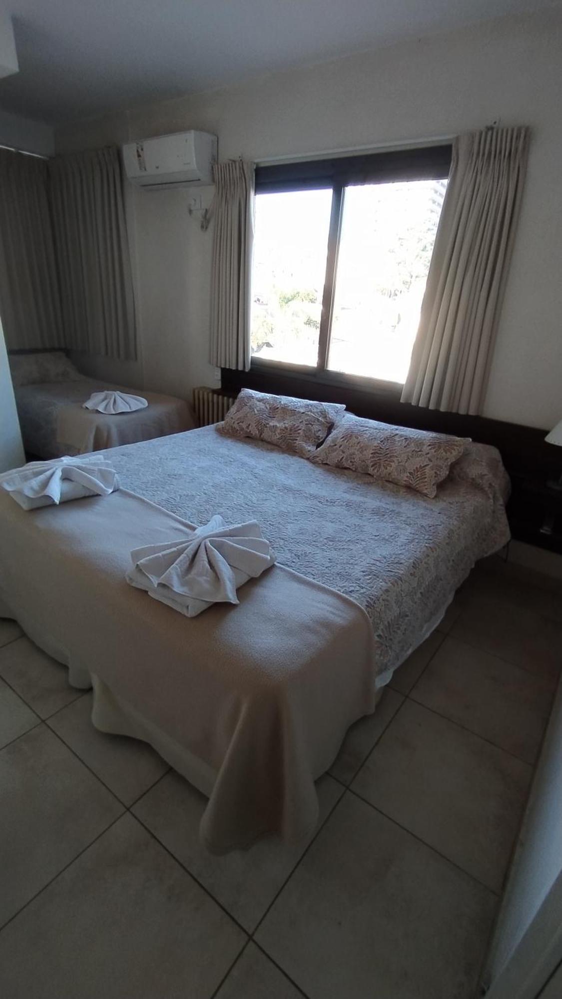 Hotel Hurlingham Вила Карлос Пас Стая снимка